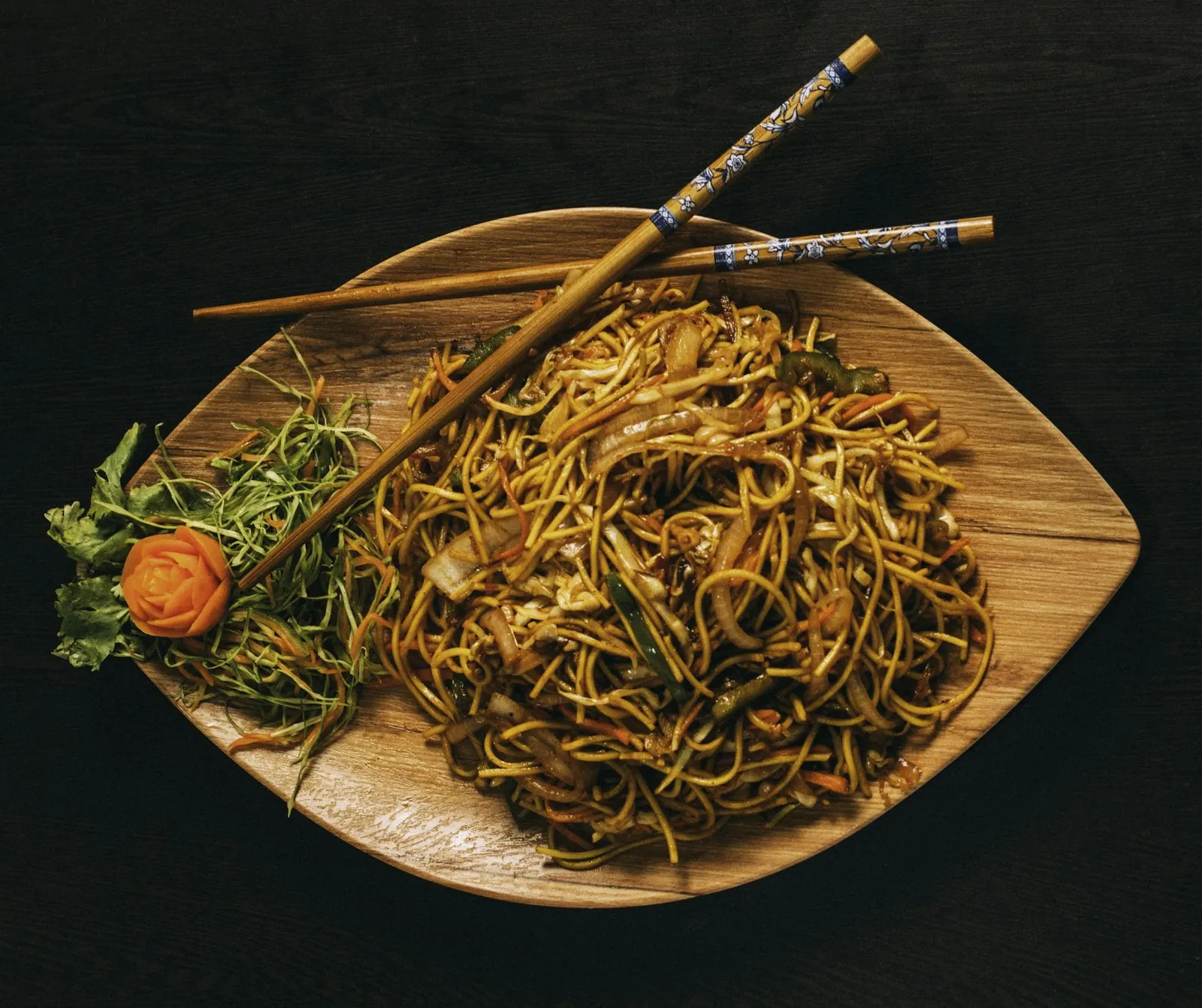 7 ways to fill slow hours at your restaurant